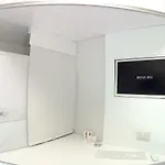 Be 4*