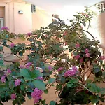 Be فندق مبيت وإفطار 4*