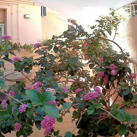 Be Bed and Breakfast 4*